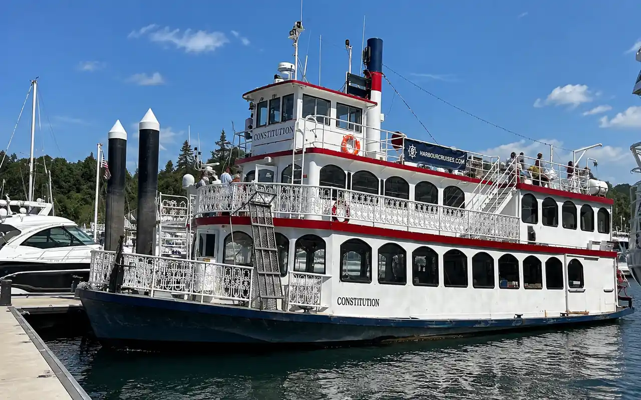 Vancouver Harbor Sightseeing Cruise from Downtown view 8
